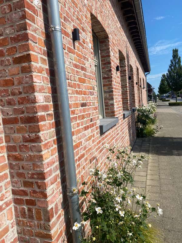 Vermeesch-bouwwerken-verbouwing-karaktervol-Beerse-klinkers-aannemer -  - Landelijke verbouwing